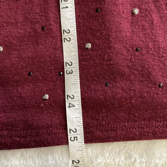 Lane Bryant plus sized cold shoulder burgundy sparkling blouse size 14/16 - Picture 4 of 8